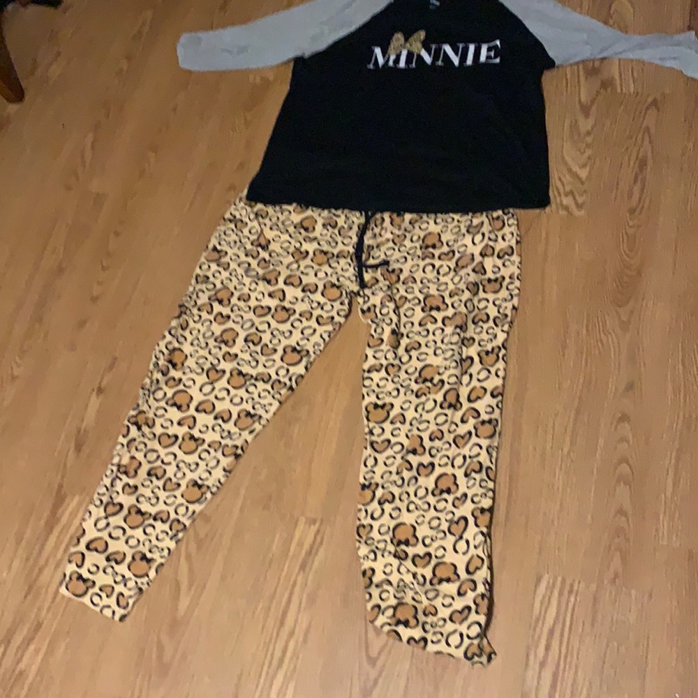 Minnie Mouse pjs